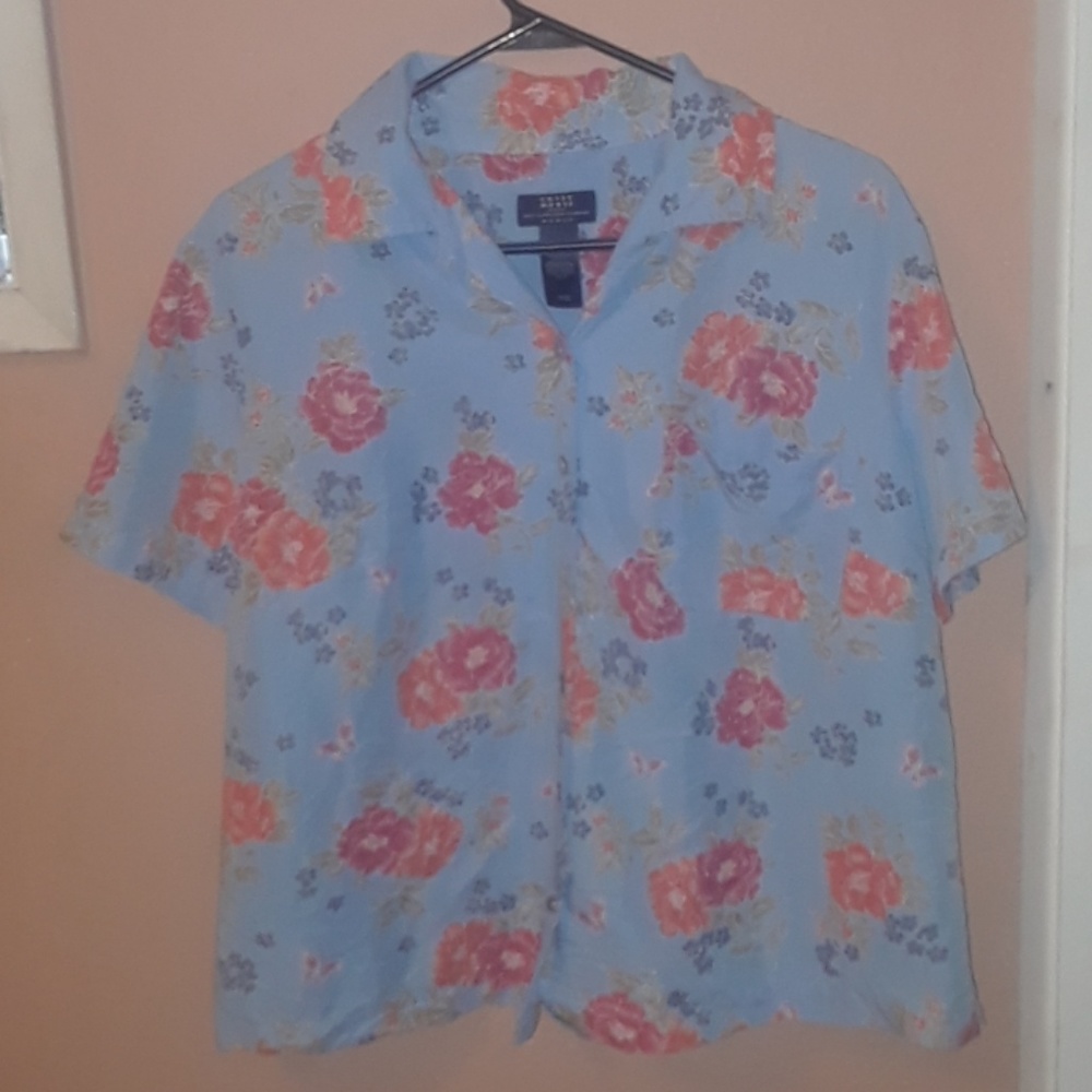 Floral print shirt